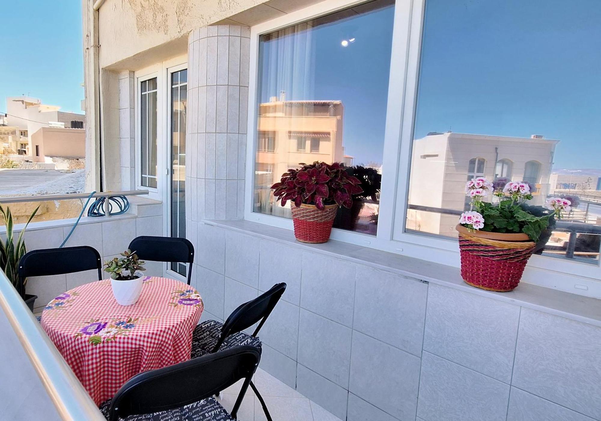 Maria's urban seaview apartment Heraklion  Ruang foto